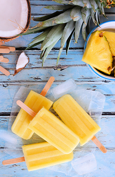 Poptail pina colada